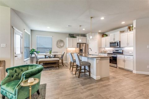 1900 Gill Star Drive Haslet TX 76052
