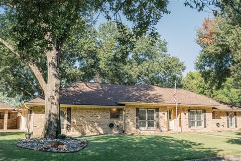 A home in Corsicana