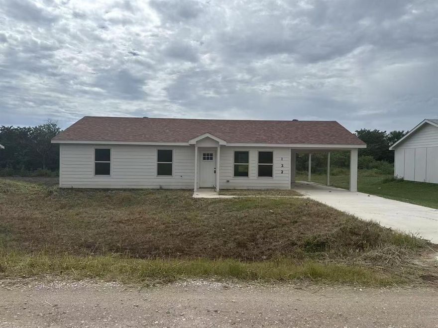 This cute new build 3 bedroom 2 bath home sits in a quiet subdivision inside of Unit 7A! The home offers spacious bedrooms and closets, with plenty of space for a family!  Close to schools and  and shopping! Spacious yard! MOVE IN READY!