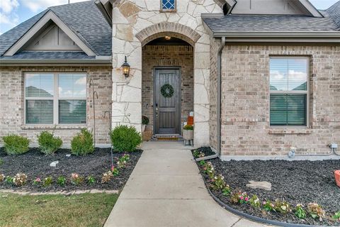 117 St Elias Drive Burleson TX 76028