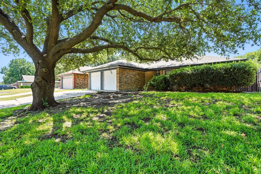 7928 Camelot Road
