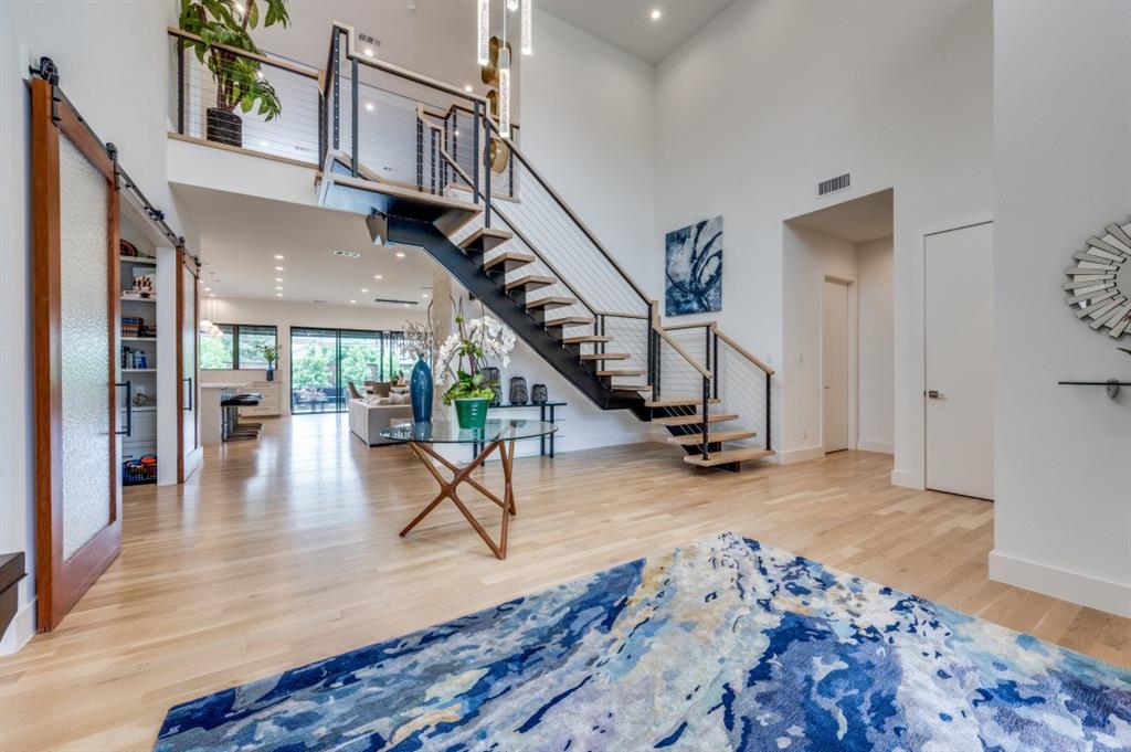 3918 Lively Lane