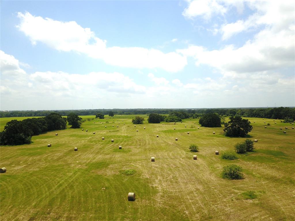 B T Thompson Surv Abs 757 - Land