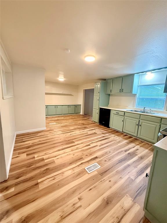 Comanche Cove Sub Sec A - Residential Lease