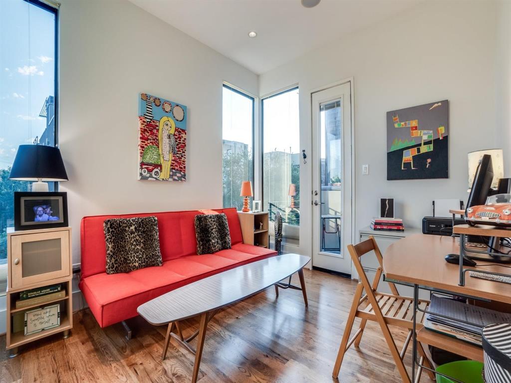 Trinity Twnhms - Residential