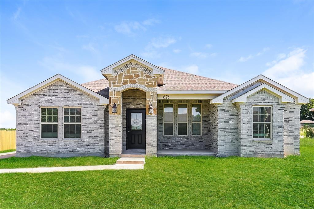 Lindell Estates - Residential Lease