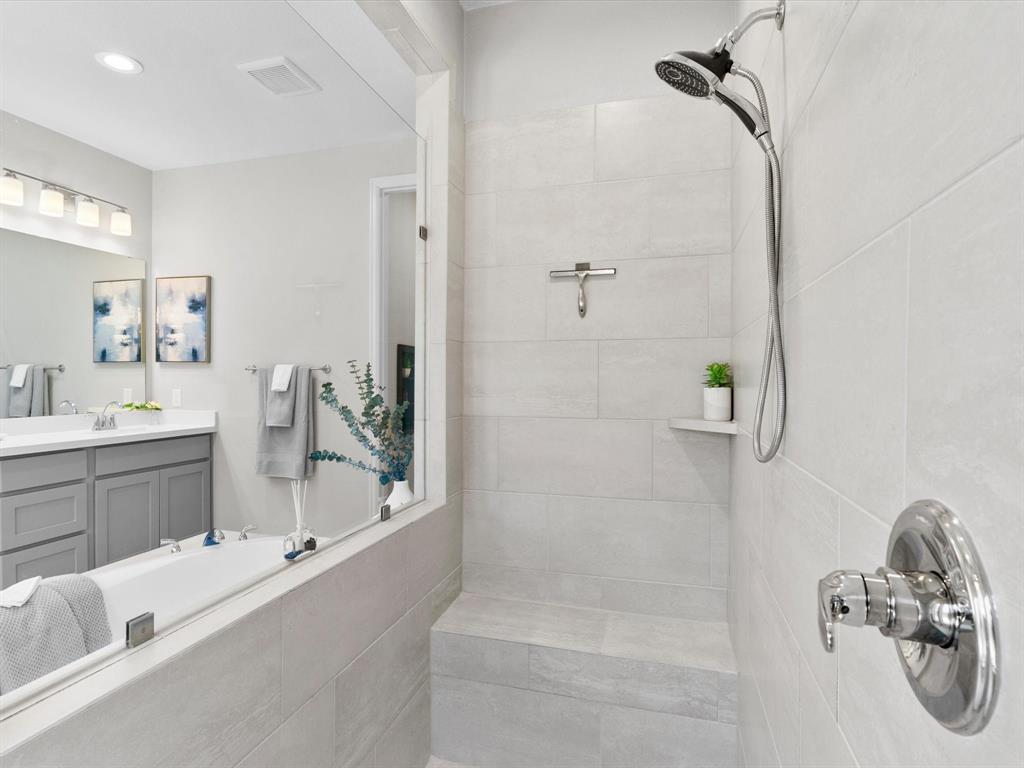 Reunion - Residential