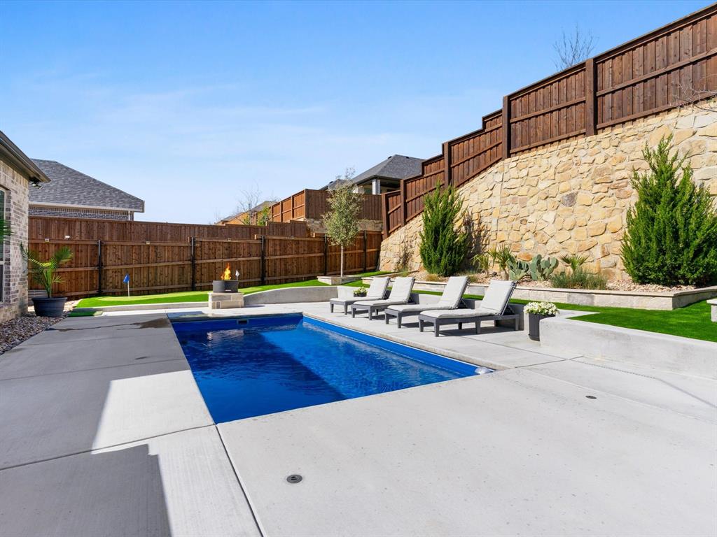 Reunion - Residential