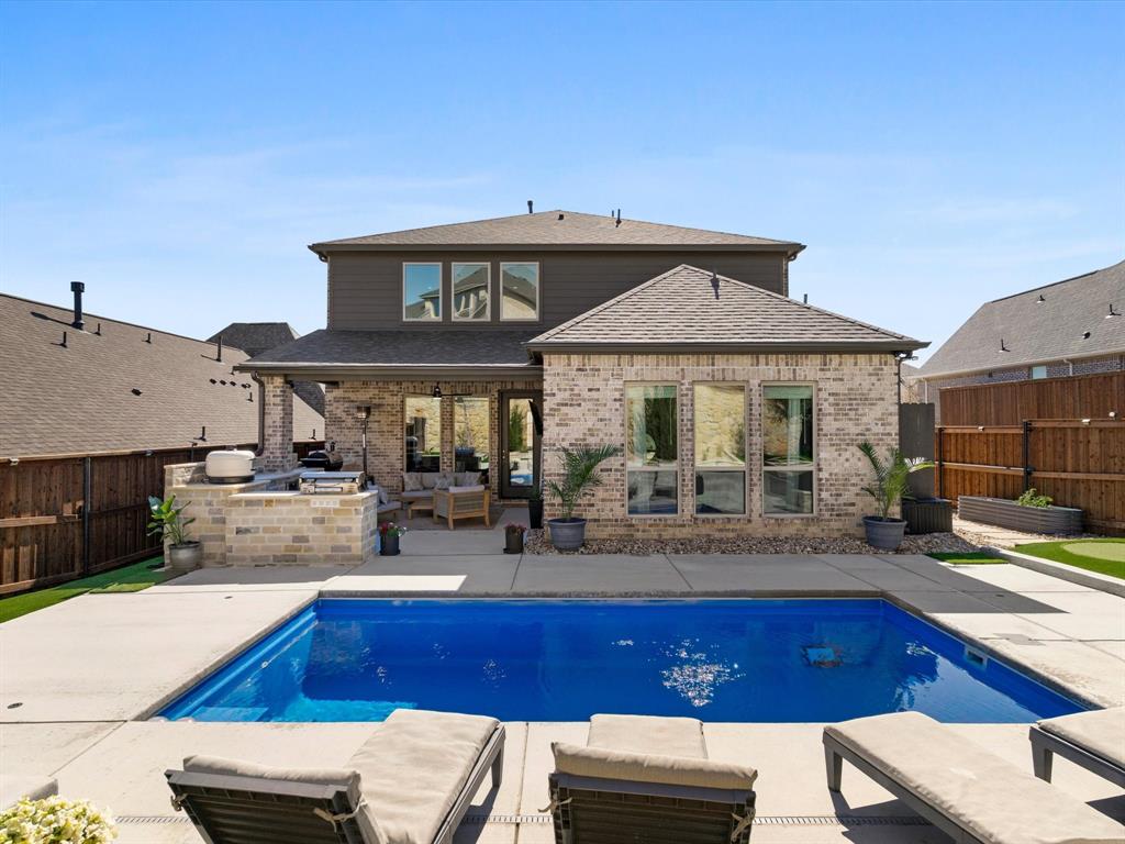 Reunion - Residential