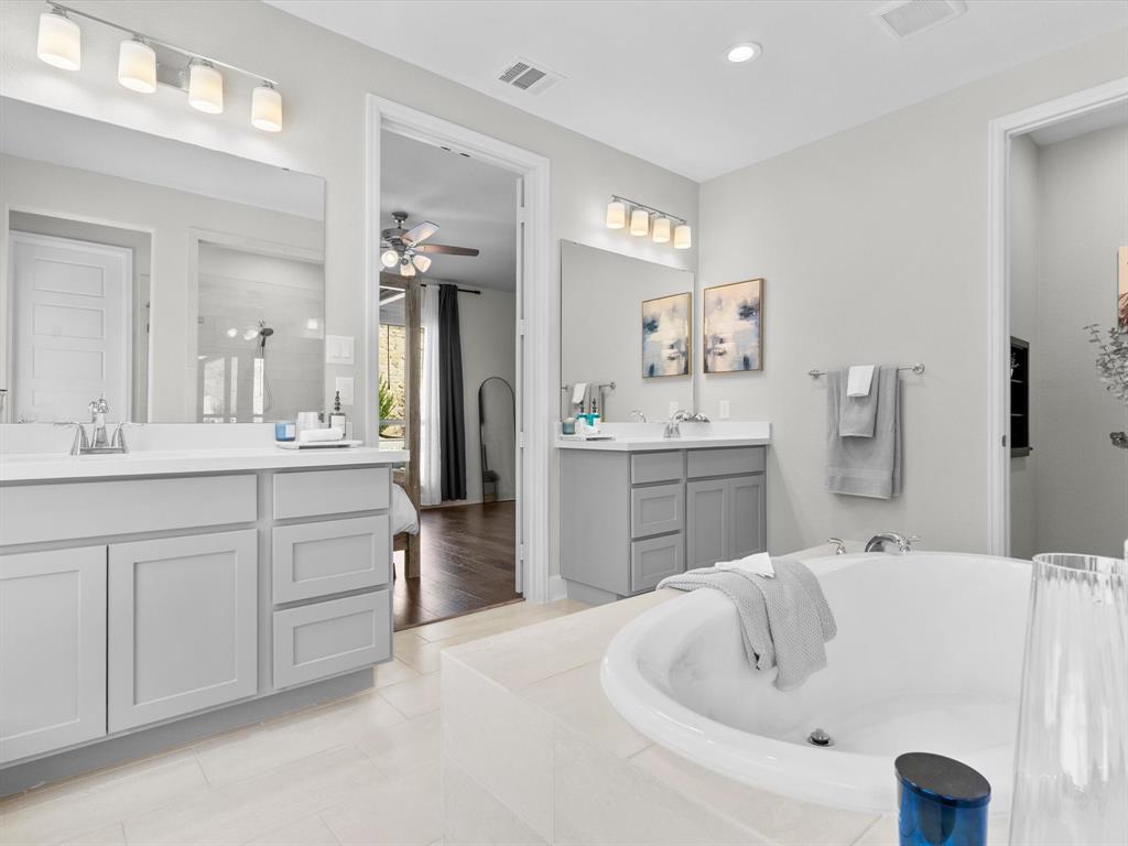 Reunion - Residential