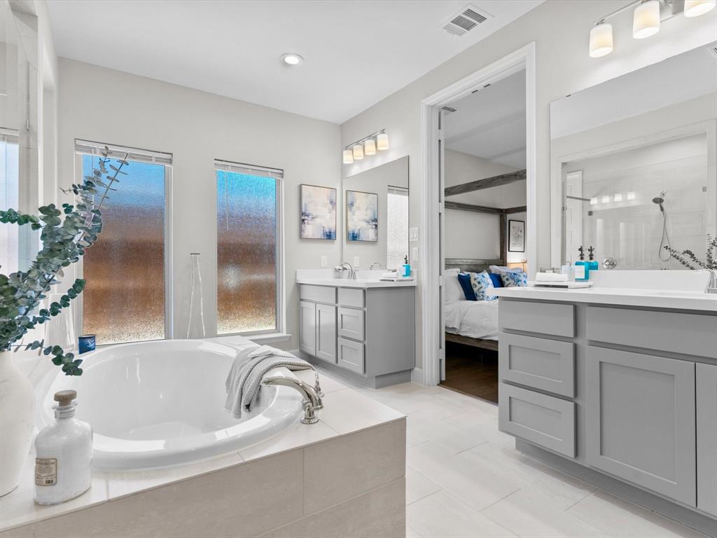 Reunion - Residential