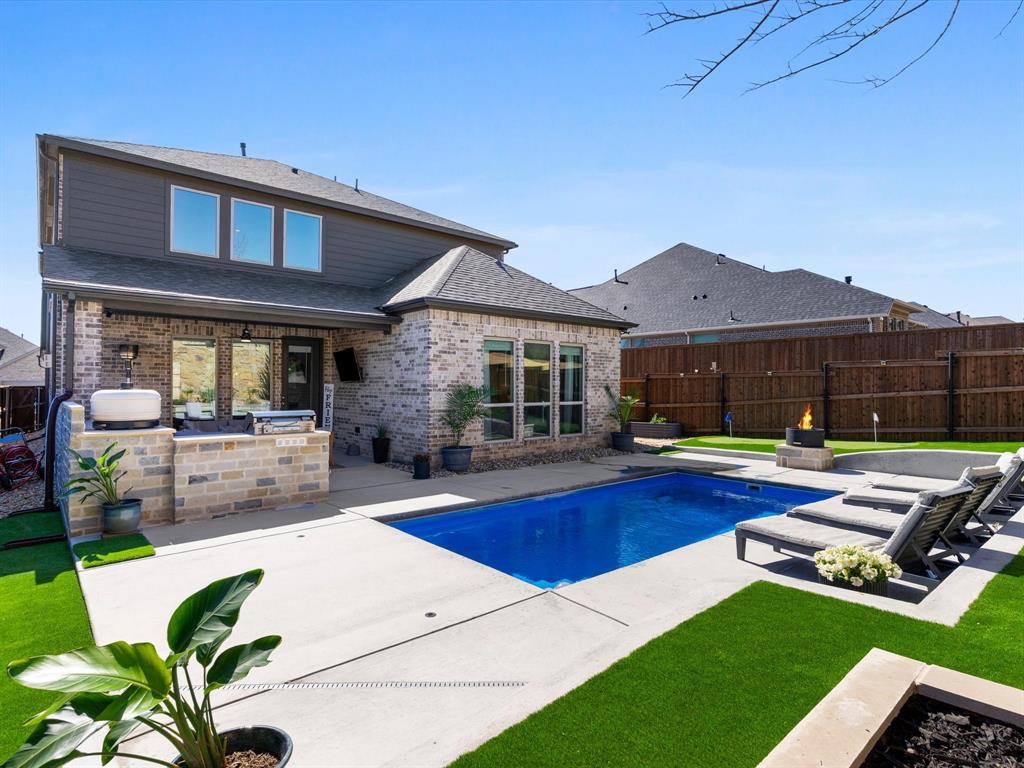 Reunion - Residential