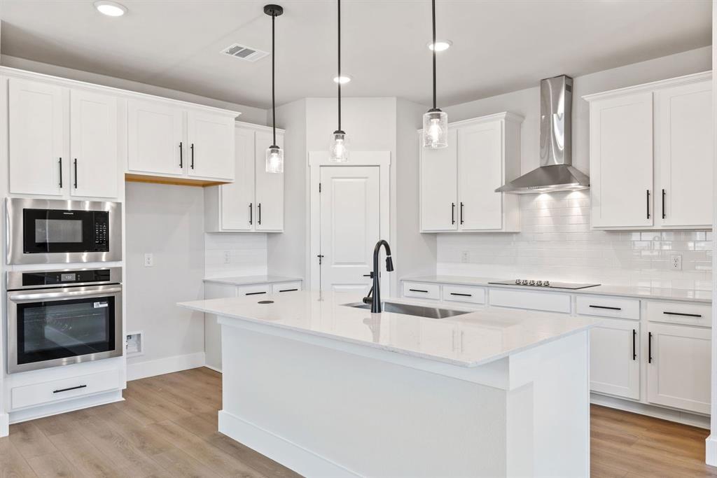 Lake Park Villas - Residential