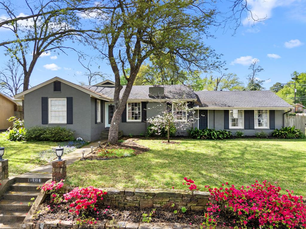 1403 S Robertson Avenue