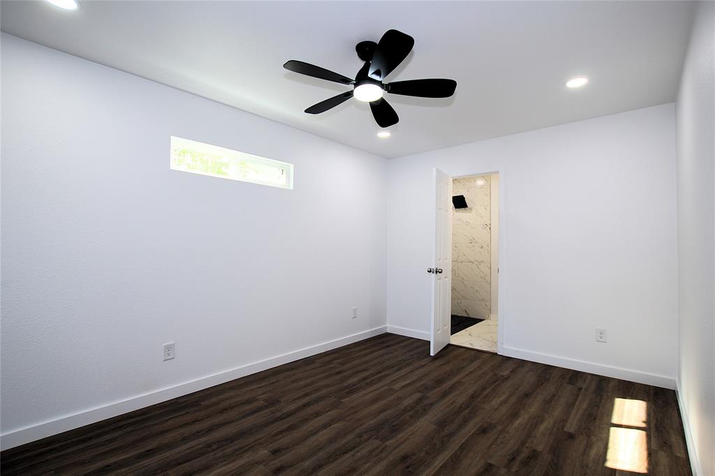 810 Laguna Drive