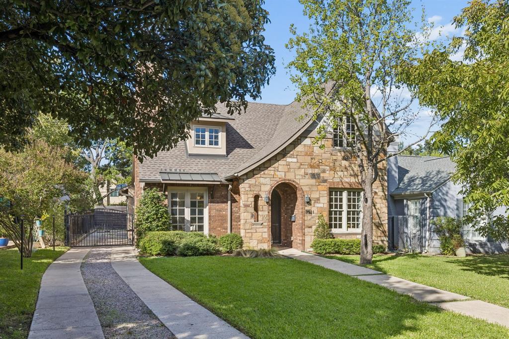 1921 Old Orchard Drive