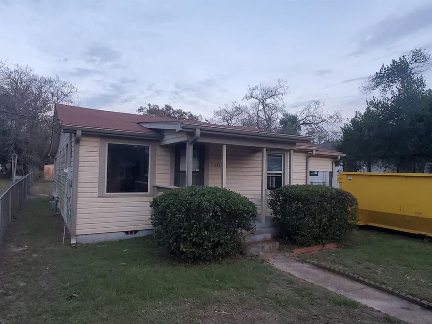 This charming single-family home located at 1216 S Francis Ave, Tyler, TX, was built in 1953 and offers a cozy living space perfect for a small family or first-time homebuyers. The home features 1 bathroom and a total of 775 sq.ft. of finished living area. The lot size is 7, sq.ft., providing a spacious backyard for outdoor activities and potential future expansion.

The home exudes vintage charm with its classic exterior and traditional layout. Inside, you'll find a comfortable living room, a functional kitchen, and a well-appointed bathroom. The natural light floods the interior, creating a warm and inviting atmosphere throughout the home.

The property is situated in a convenient location, close to schools, parks, shopping, and dining options. The neighborhood is peaceful and family-friendly, making it an ideal place to settle down and create lasting memories.

Whether you're looking for a starter home or a cozy retreat, this property at 1216 S Francis Ave offers a great opportunity to own a piece of history in the heart of Tyler, TX. Don't miss out on this chance to make this charming home your own and enjoy the benefits of homeownership in a vibrant community.
