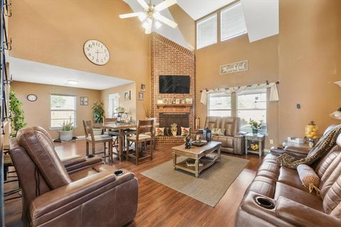 Tiny photo for 4008 Liberty Trail, Heartland, TX 75126 (MLS # 21197854)