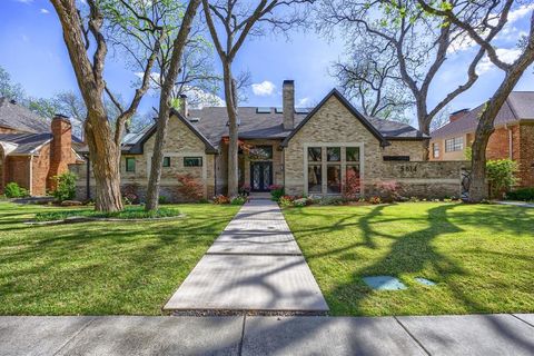 Photo of 5814 Flintshire Lane, Dallas, TX 75252 (MLS # 21235553)