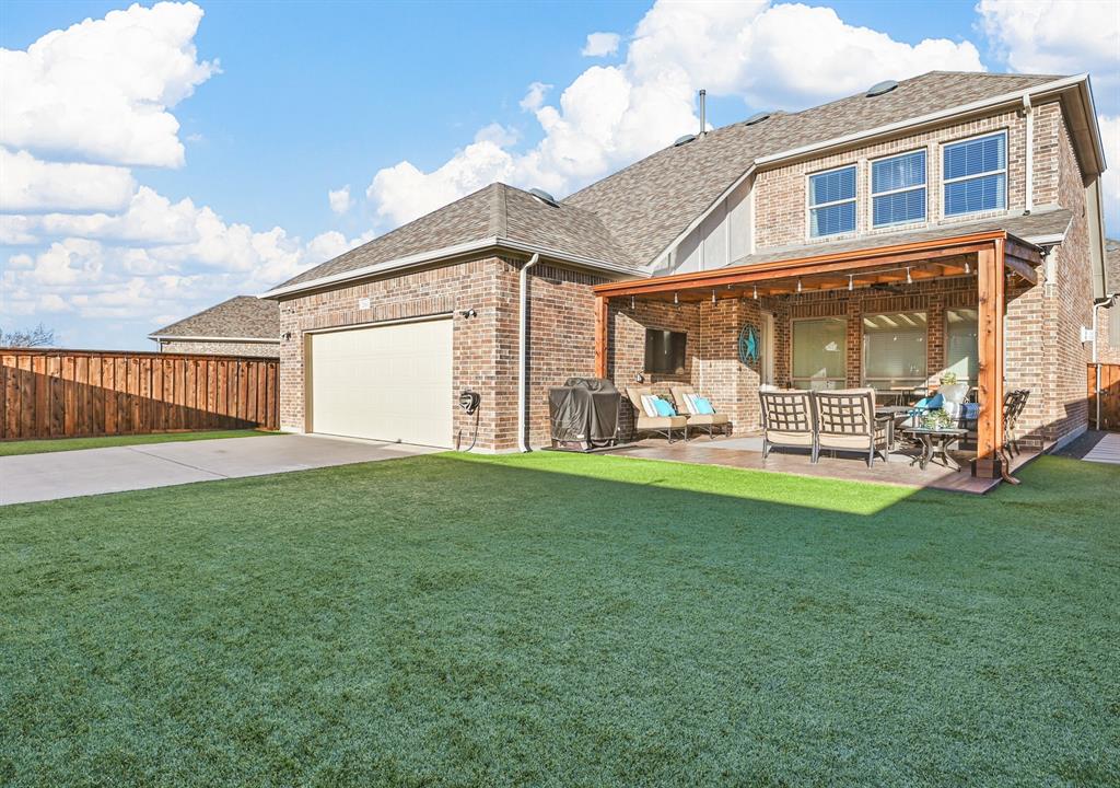 Farmers Branch, Texas 75234, United States, 4 Bedrooms Bedrooms, ,3 BathroomsBathrooms,Residential,Active,79399