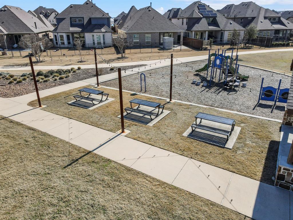 Farmers Branch, Texas 75234, United States, 4 Bedrooms Bedrooms, ,3 BathroomsBathrooms,Residential,Active,79399