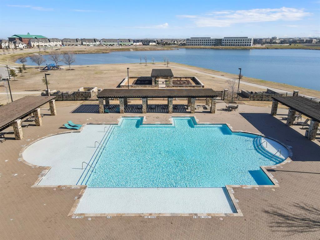 Farmers Branch, Texas 75234, United States, 4 Bedrooms Bedrooms, ,3 BathroomsBathrooms,Residential,Active,79399