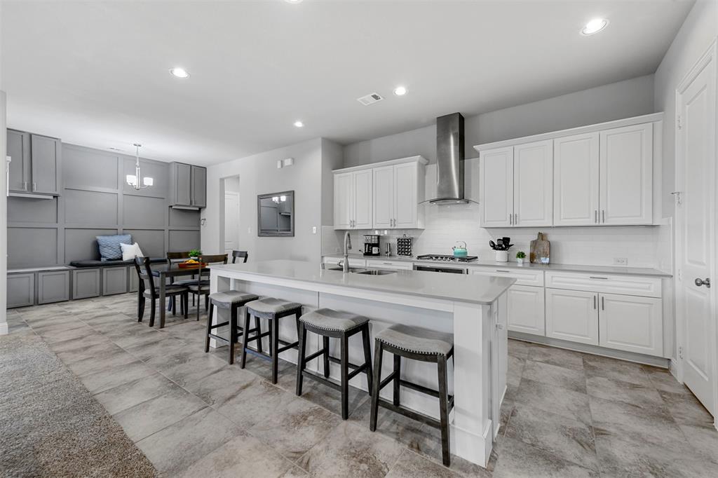 Farmers Branch, Texas 75234, United States, 4 Bedrooms Bedrooms, ,3 BathroomsBathrooms,Residential,Active,79399