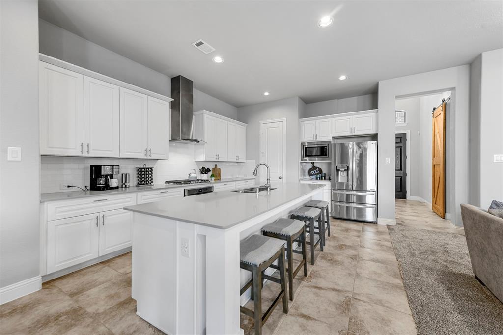 Farmers Branch, Texas 75234, United States, 4 Bedrooms Bedrooms, ,3 BathroomsBathrooms,Residential,Active,79399