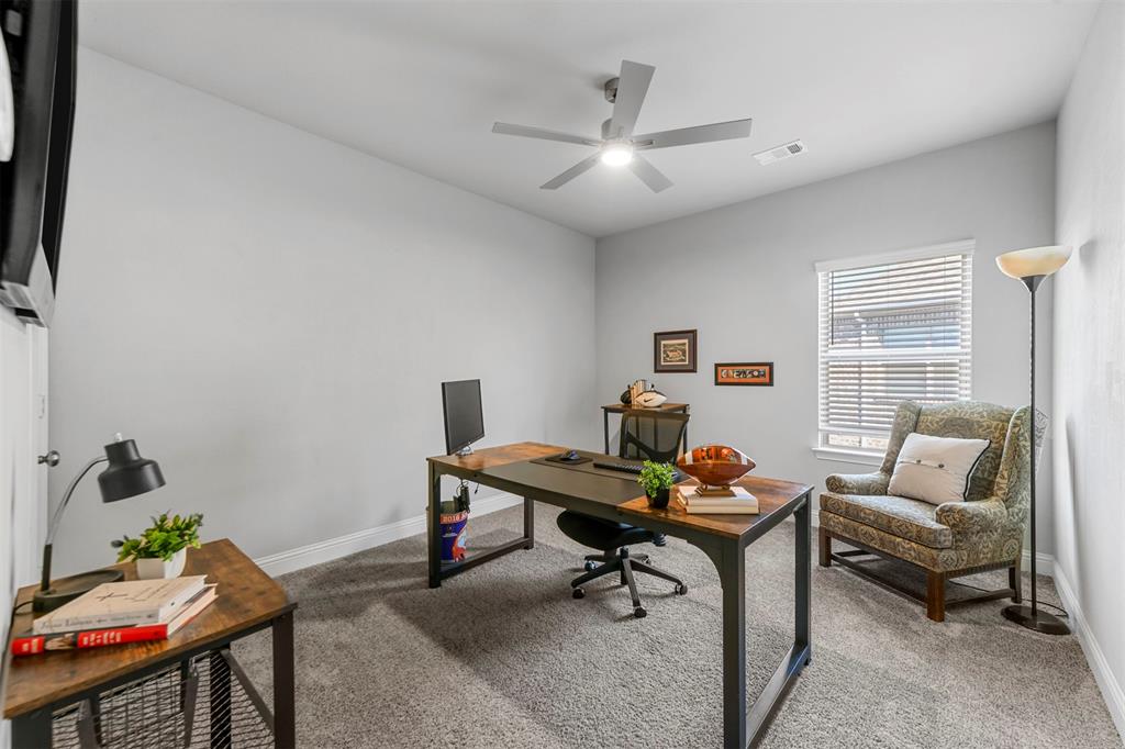 Farmers Branch, Texas 75234, United States, 4 Bedrooms Bedrooms, ,3 BathroomsBathrooms,Residential,Active,79399