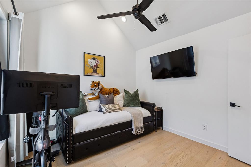 Garrett Park Townhomes - Residential