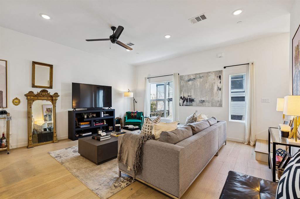 Garrett Park Townhomes - Residential