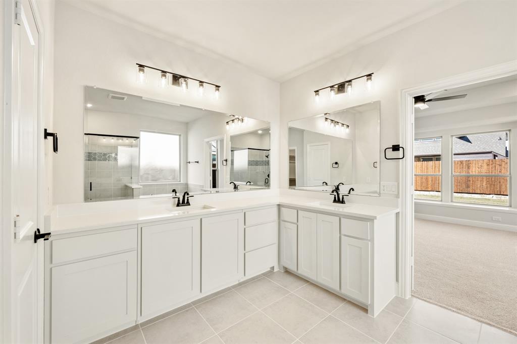 Addison Hills Classic 60s - Residential