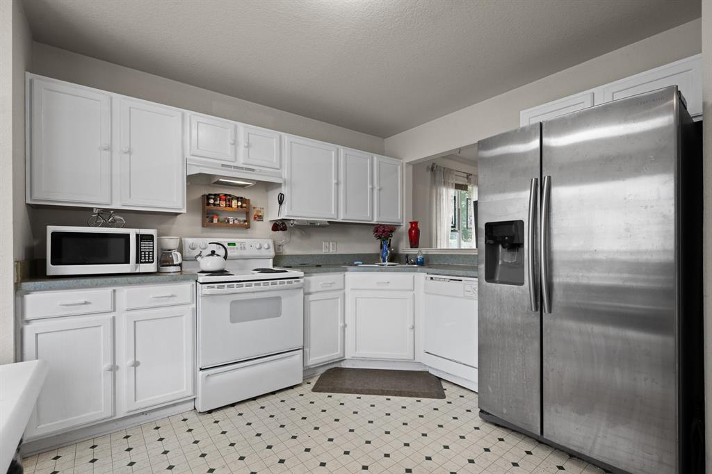 Keswick Gardens Ph 01 - Residential