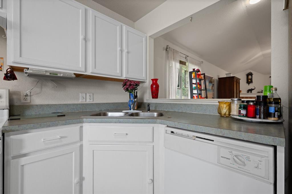 Keswick Gardens Ph 01 - Residential