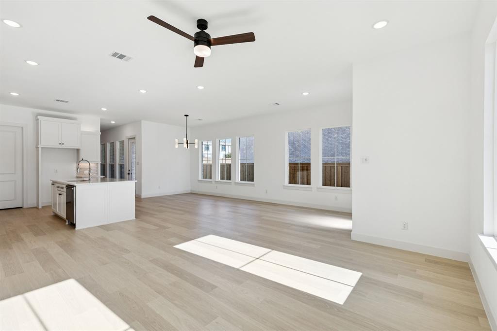 1042 Featherglass Lane