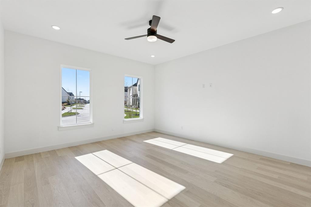 1042 Featherglass Lane