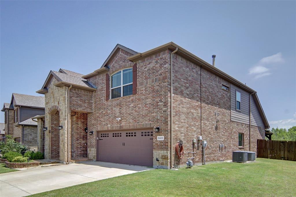 Photo of 9828 Tule Lake Road, Fort Worth, TX 76177 (MLS # 21373612)