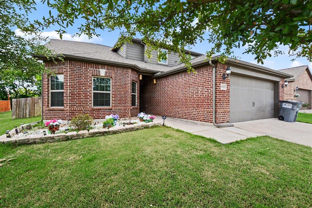 1513 Hill Top Court