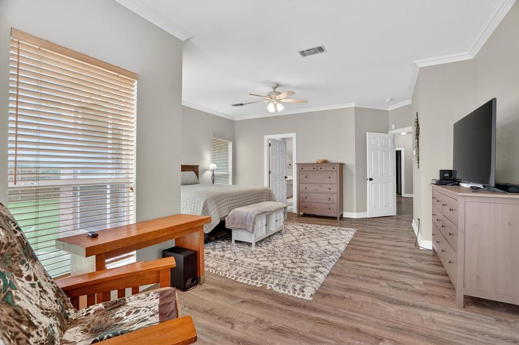 Oak Manor - Residential