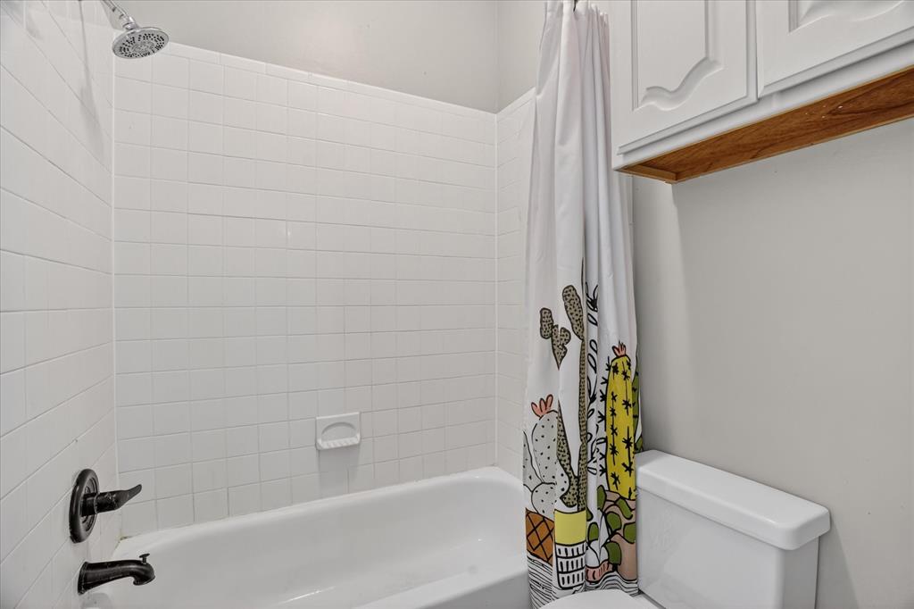 Oak Manor - Residential