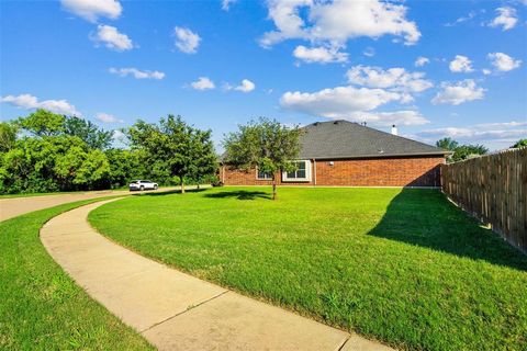 A home in Crowley