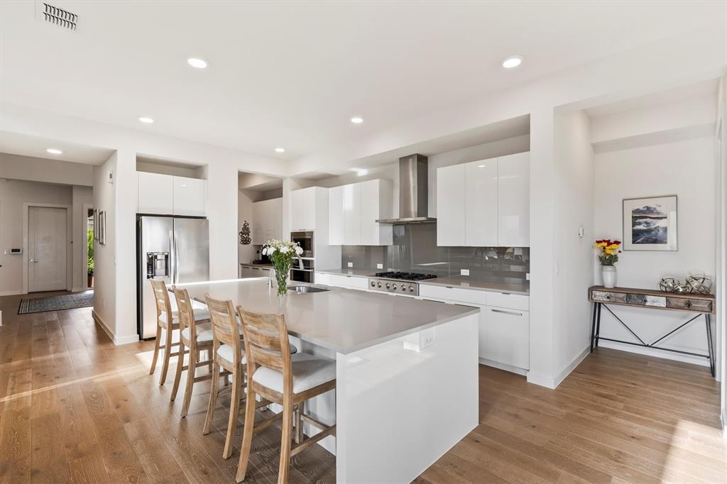 4031 Woodbine Lane