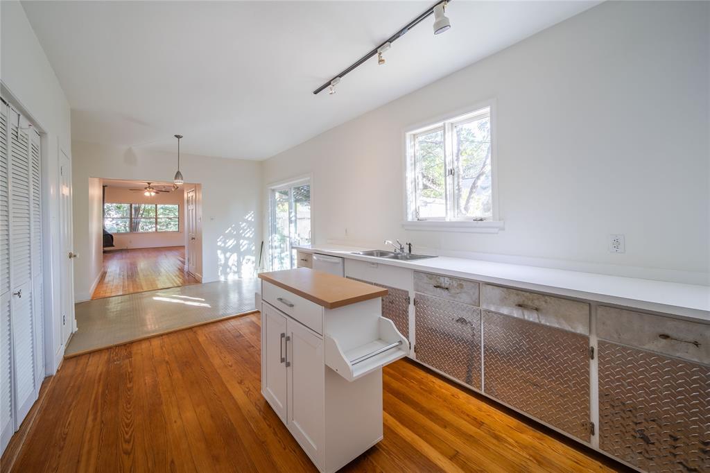 Oak Cliff Annex - Residential