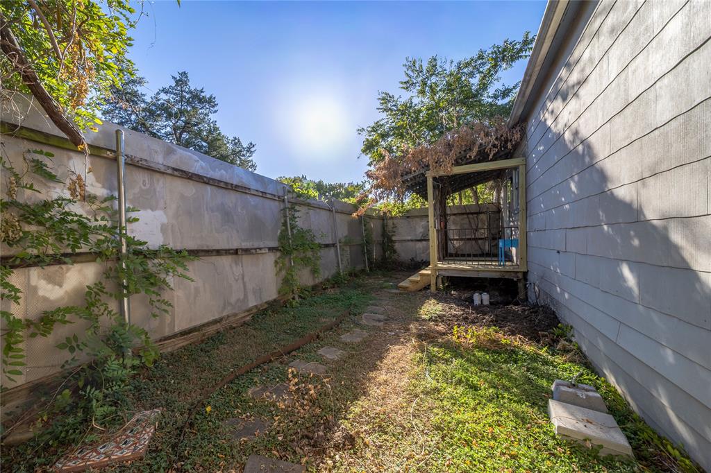 Oak Cliff Annex - Residential