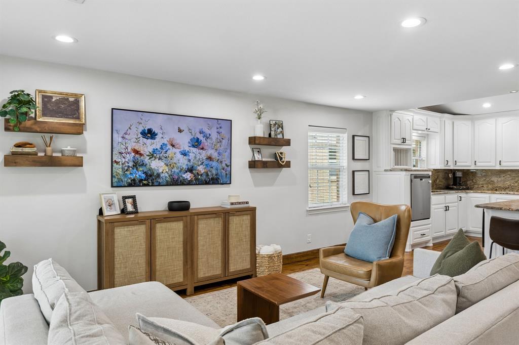 10677 Larchfield Lane