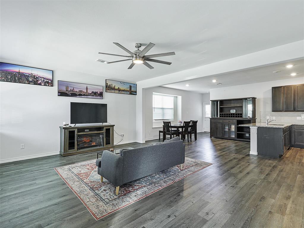 5649 Willamette Drive