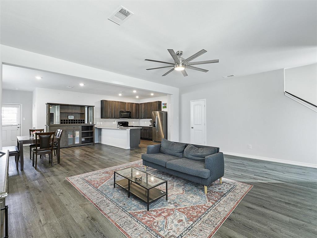 5649 Willamette Drive