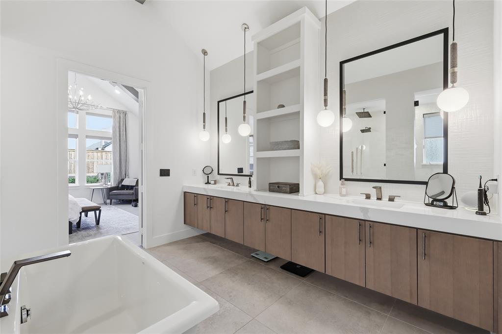 Frisco, Texas, 75033, United States, 5 Bedrooms Bedrooms, ,6 BathroomsBathrooms,Residential,Active,2052031