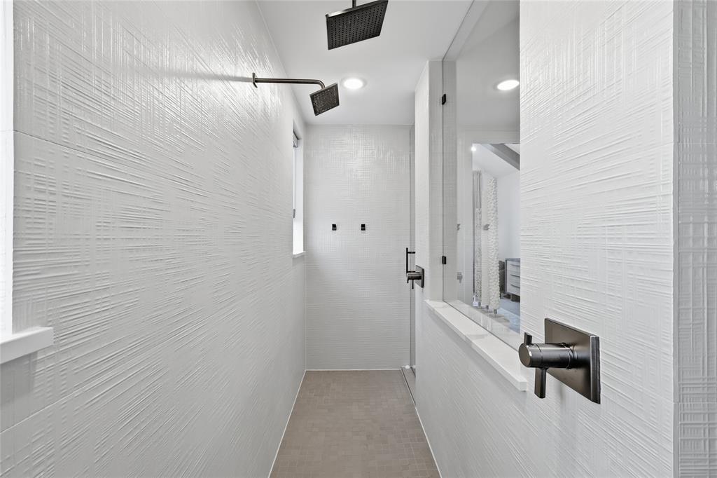 Frisco, Texas, 75033, United States, 5 Bedrooms Bedrooms, ,6 BathroomsBathrooms,Residential,Active,2052031
