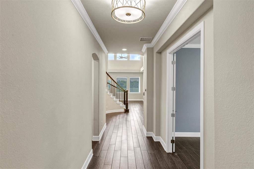7868 Renderbrook Bend